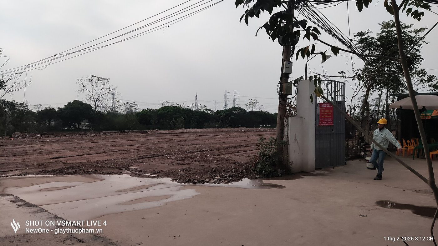 Mặt bằng bán lẻ và dịch vụ quanh sân vận động